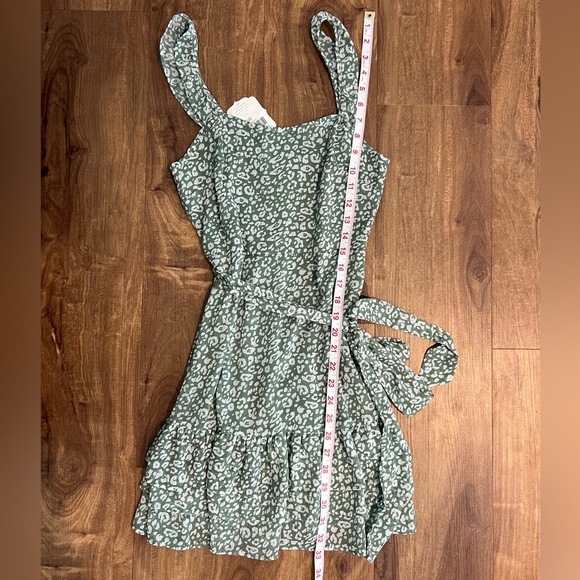 NWT Altar’d State Anaya Dress, Size XS, Sage Green - Picture 5 of 7